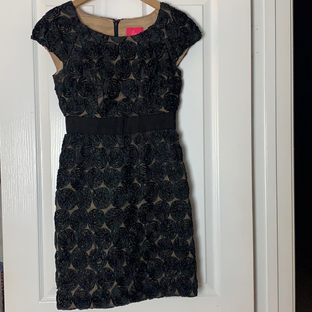 Love Carmen rosette dress